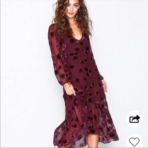 For Love & Lemons  Sophie Velvet Midi Dress.